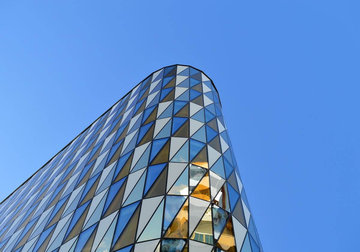 网传苏超盐城队主帅慕志磊离队？官方视频显示他已经归队备战